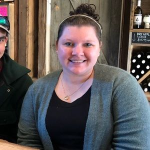 Meet your Posher, Carly